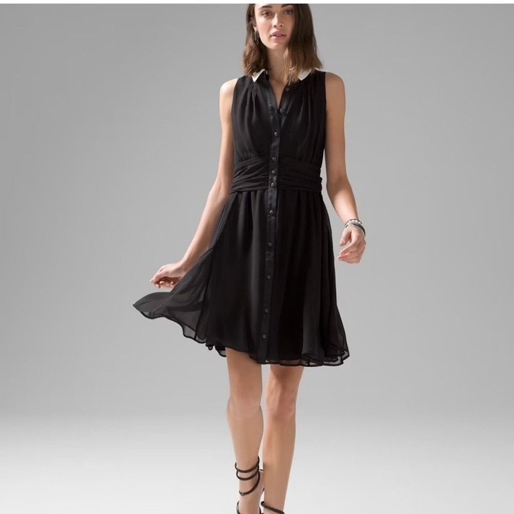nwt white house black market contrast chiffon smocked dress